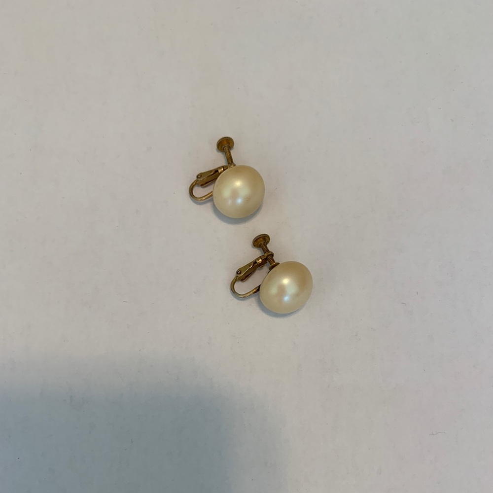 Vintage large faux pearl screw back earrings